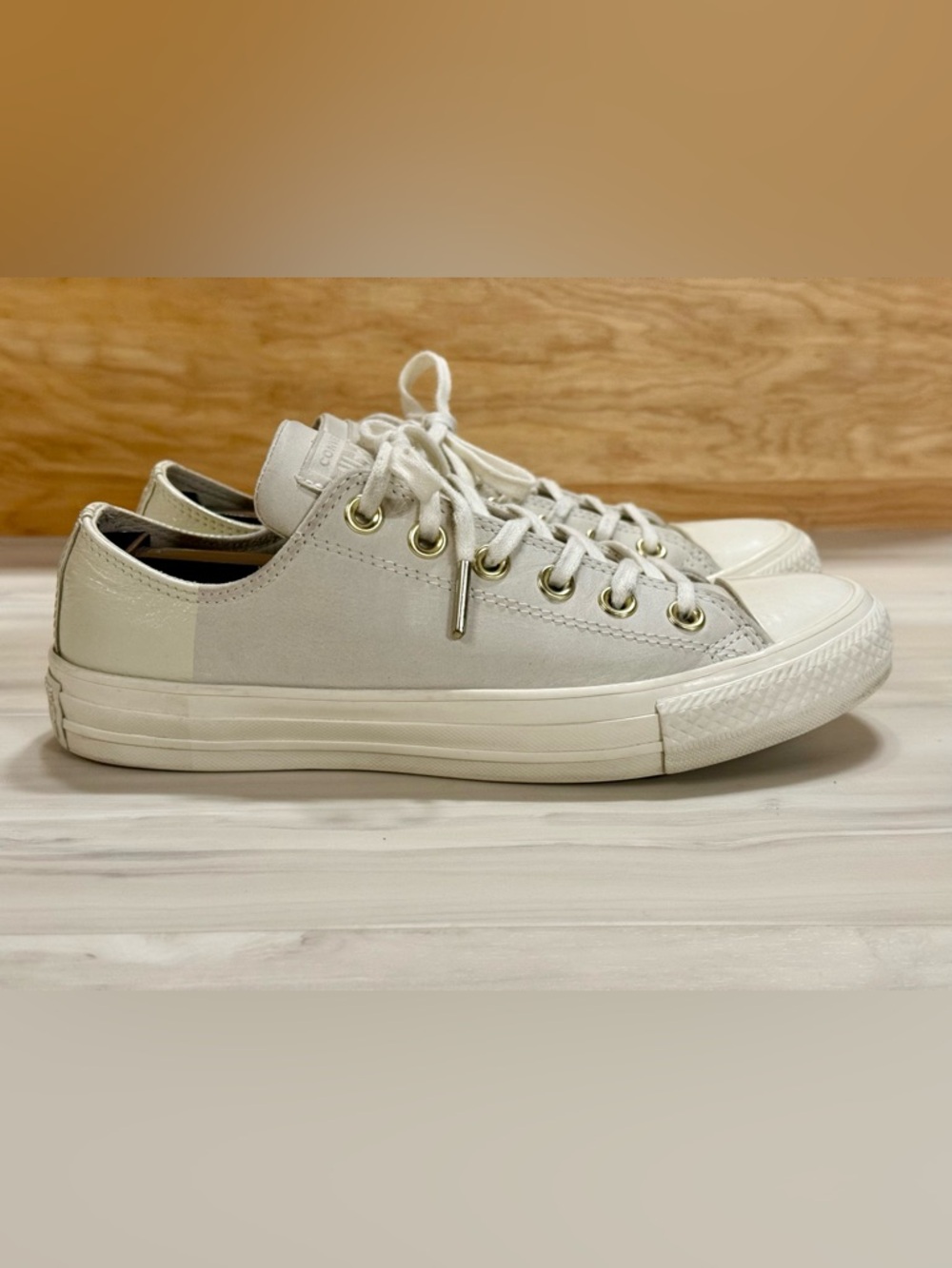 Converse Chuck Taylor All Star Low Top Leather Sneakers - Cream, women’s 7